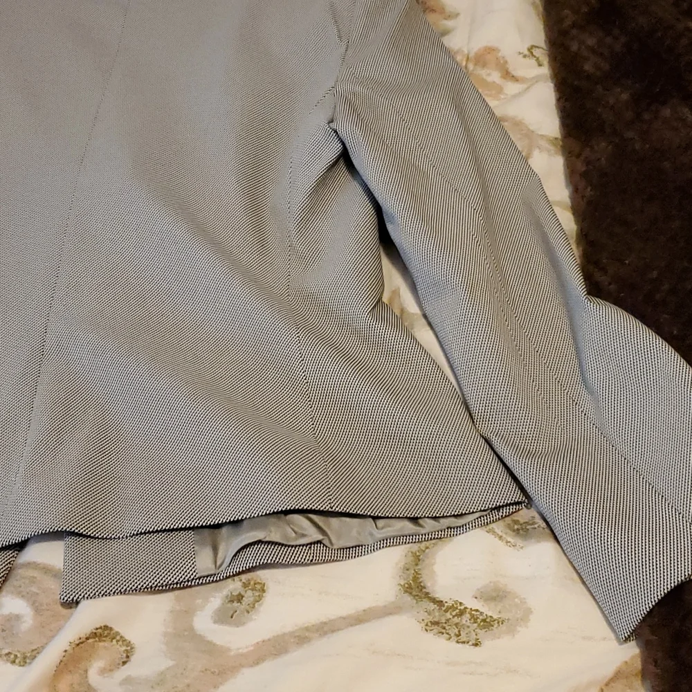 Giorgio Armani blazer - Picture 9 of 10